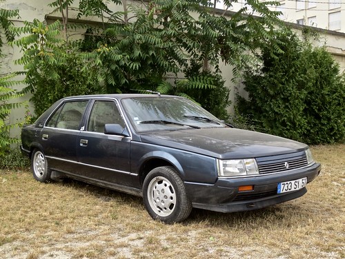 The Unloved & Forgotten: Renault 25 4 The Renault 25 isn't just for the 80's, it's for life. If you see one in distress, please please please save it!