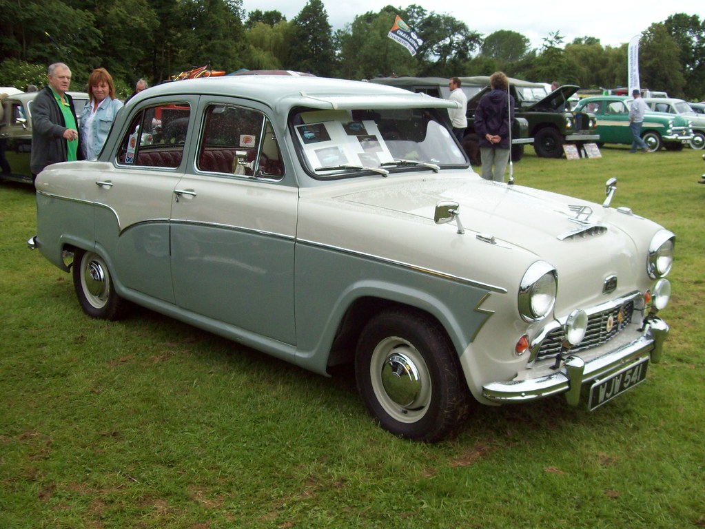 The Austin A55 - or Austin Cambridge - served as the basis for the Shamrock