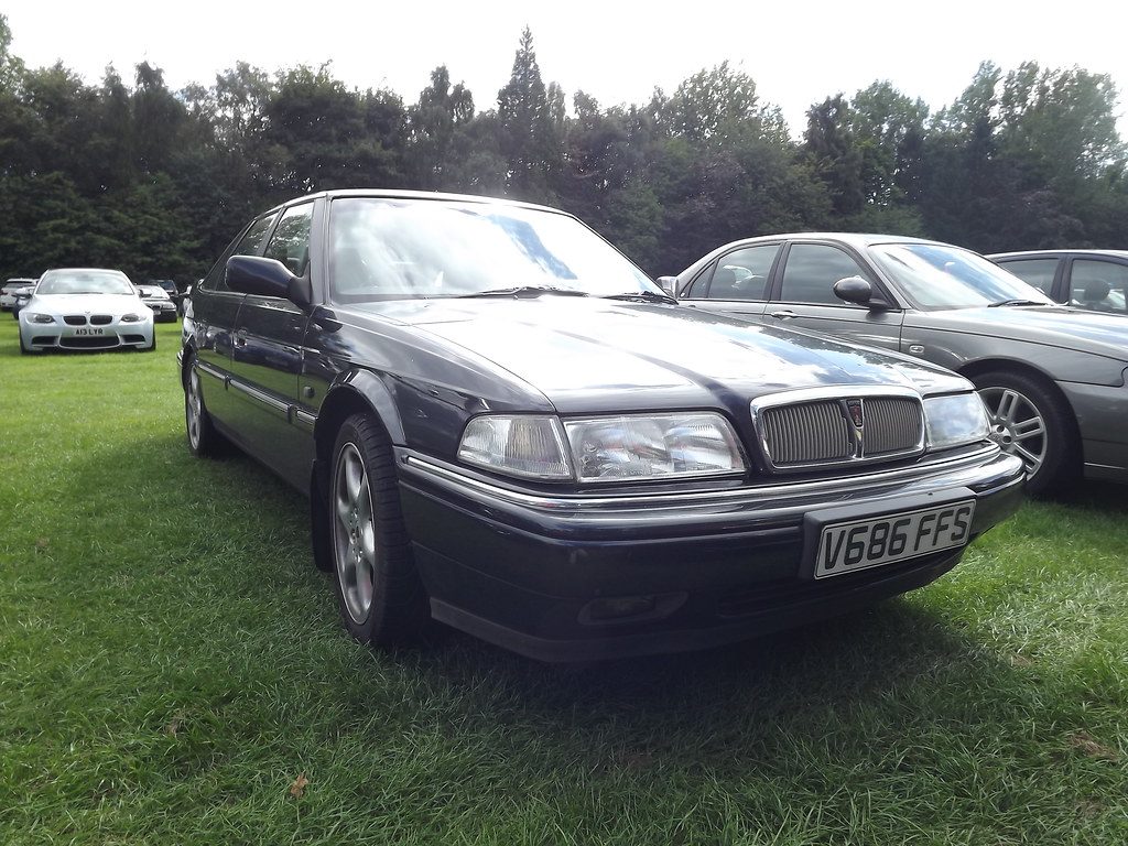 The Mk2 Rover 800 looked more curvy than the Mk1, and depending what day of the week it is, the Mk2 is my favourite Rover 800.